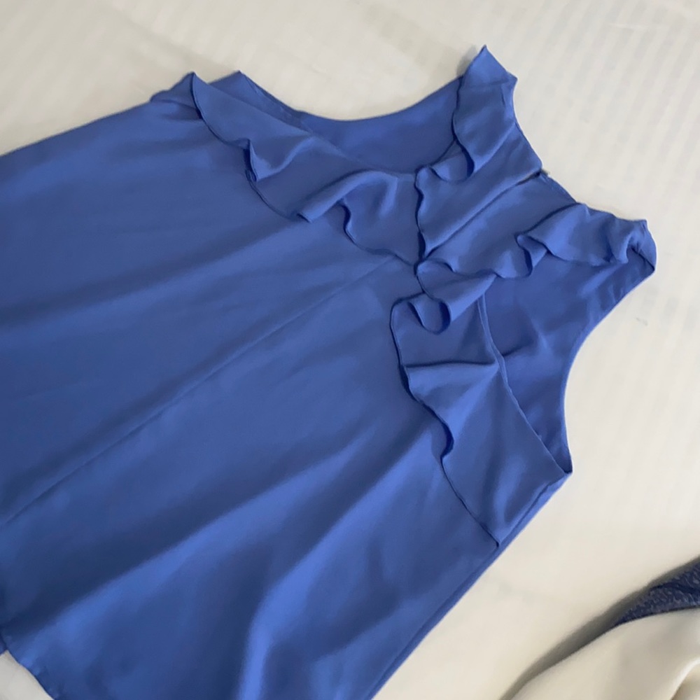 LOFT ruffle back tank